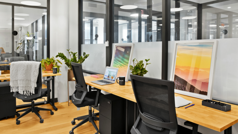 Modern Desk Setup Ideas for Productive Workspaces
