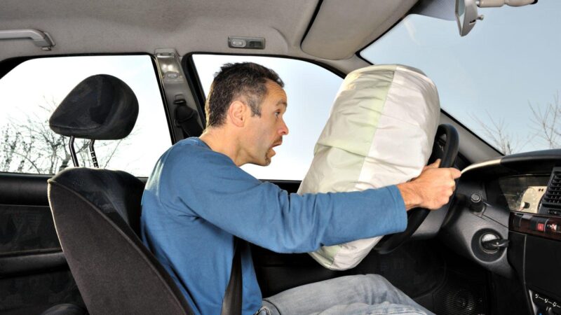 Essential Airbag Safety Facts for Family Drivers
