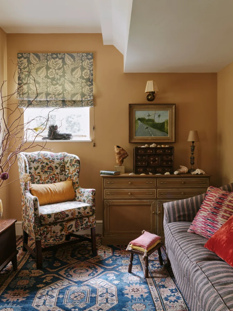 Space Saving Furniture Ideas for Compact Urban Homes