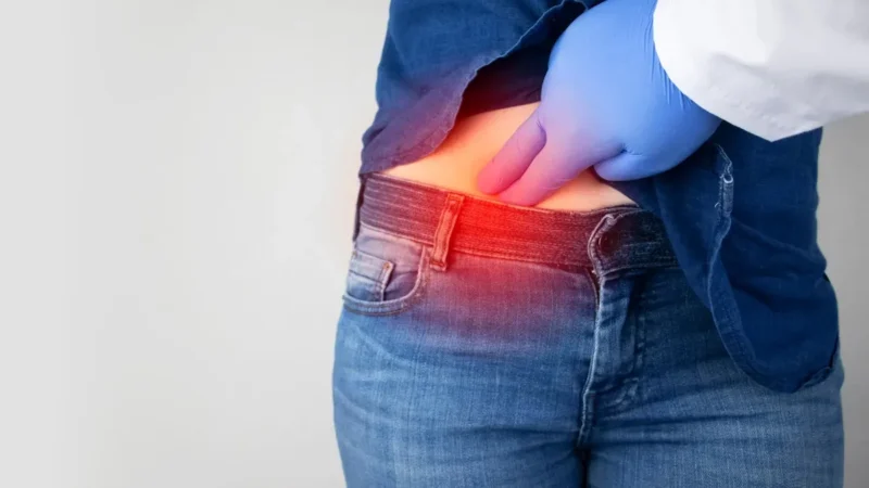 Appendicitis Symptoms: Pain Shifting to the Lower-Right Abdomen