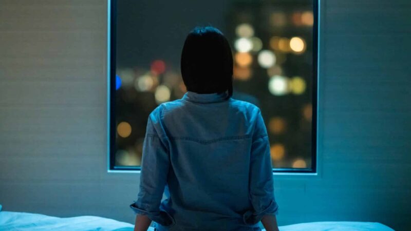 Insomnia Symptoms: Sleepless Nights and Daytime Effects